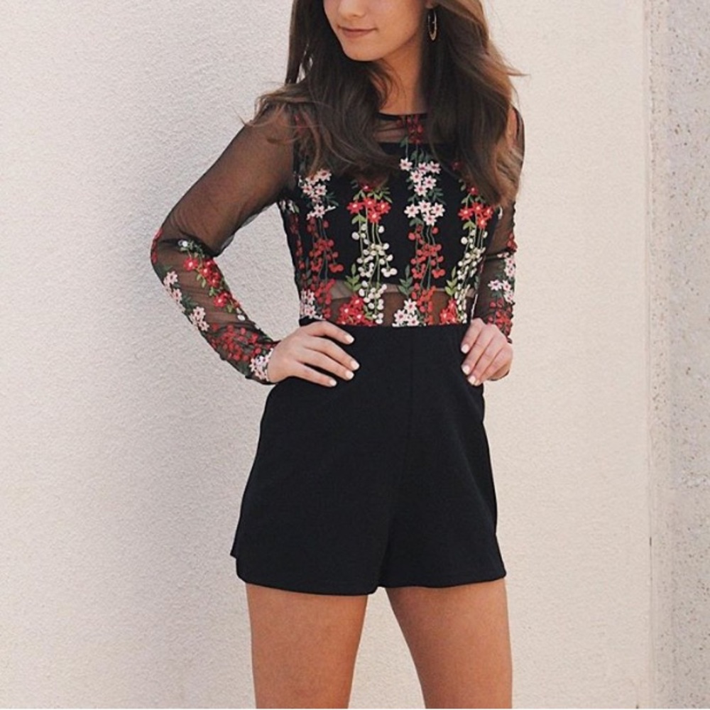 NWOT Floral Embroidered Romper